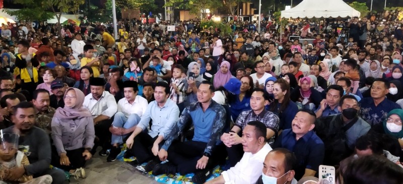 AYH saat duduk bareng bersama warga Trenggalek