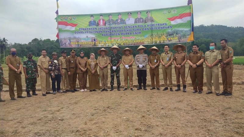 http://sigapnews.co.id/uploads/1657645332-20220712-WA0030.jpg