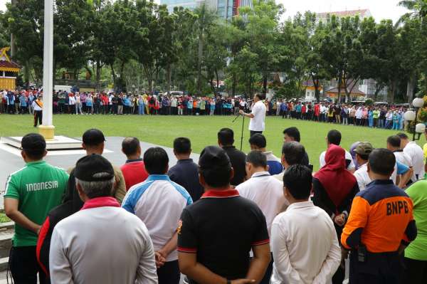 Wako DR Firdaus Pimpin Apel Perdana Awal 2020 Dilingkungan Pemko Pekabaru