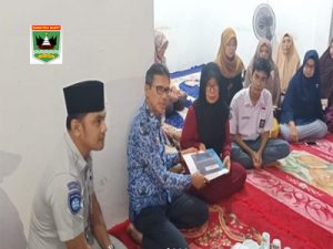 Gubernur Sumbar Serahkan Santunan Untuk Ahli Waris Pramugari Lion Air JT610