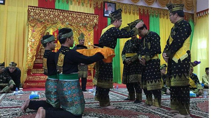 Ketua Umum Lembaga Adat Melayu Riau Lantik Pengurus LAMR Inhu dan Bengkalis