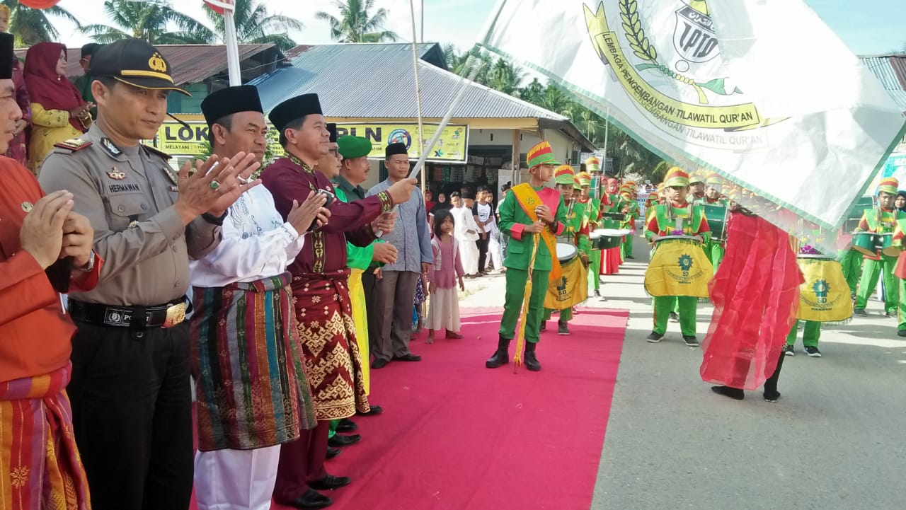 Bupati Rohul Resmikan Pasar Desa, Gedung TK dan Kantor Desa Bengkolan Salak