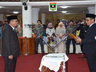 Dilantik Gubernur, Alwis Resmi Jabat Sekda Provinsi Sumbar