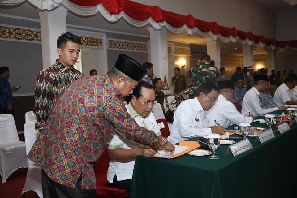 H. Sukiman Menghadiri Rakor Penanggulangan Dan Pencegahan Karhutla