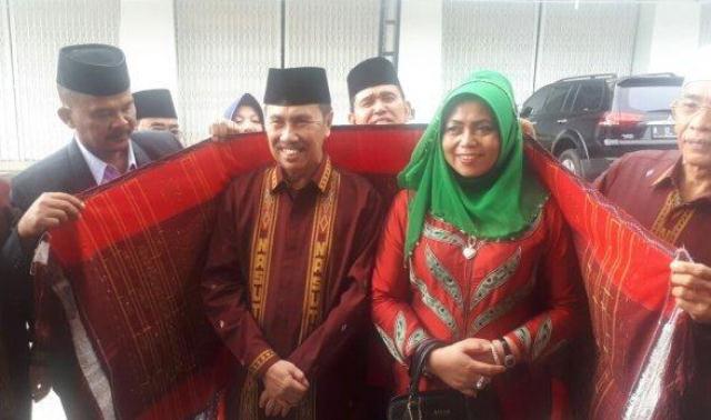 Dokter: Kondisi Gubernur Riau dan Istri Masih Positif Covid-19