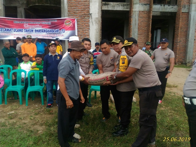 HUT Bhayangkara 73 Polres Kuansing Kunjungi Masjid Al-Hidayah Kopah