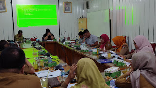 Elly Thrisyanti Gelar Rapat Kerja Disdukcapil Kota Padang