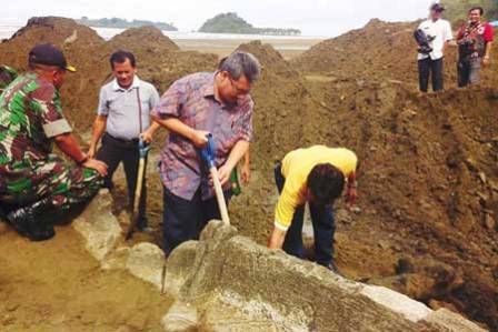Pemkot Padang Akan Merevitalisasi Batu Malin Kundang