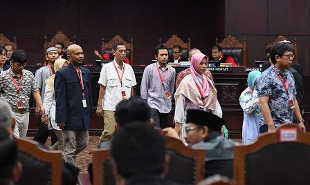 Hakim MK Bergurau Singgung Saksi yang Tampil 