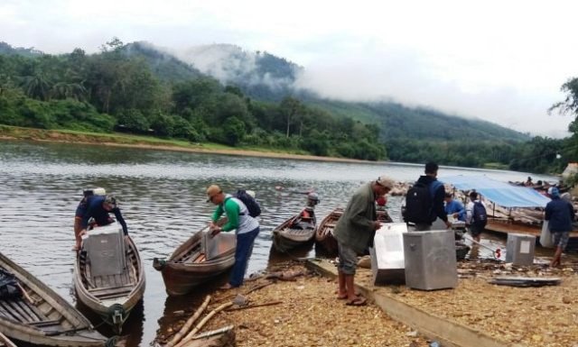 Distribusi Logistik, KPU Riau Perhatian Khusus Daerah Rawan