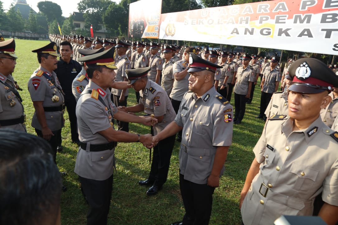 14 personel Polri Penyandang Difabel Dilantik Kapolri Sebagai Peserta pendidikan Sekolah Perwira