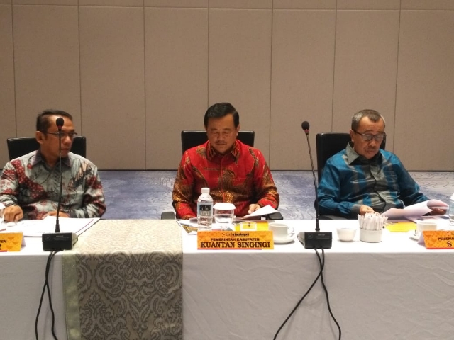 Wabup Kuansing Halim Hadiri Rapat RUPS-LB Bank Riau Kepri di Kota Batam