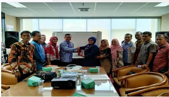 Pansus 3 DPRD Padang : Pengurusan Dokumen Kependudukan Gratis