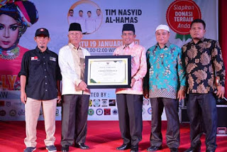 Wali Kota Padang Terima Penghargaan Tokoh Peduli Zakat Sumatera Barat