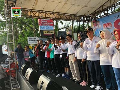Gubernur Sumbar Launching Car Free Day di Jalan Chatib Sulaiman, Kota Padang