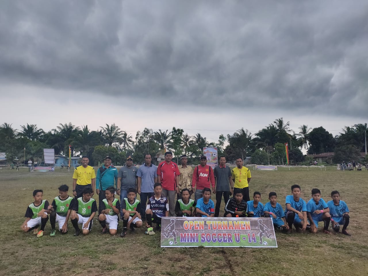 Sekdes Teluk Sono Buka Open Turnamen U-14 Pemuda Dusun III Sekilang