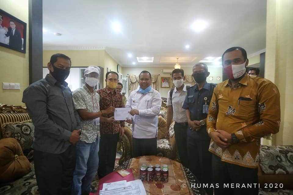 Bupati Meranti Teken MoU Dukungan Penyelenggaraan Pilkada Dengan KPU