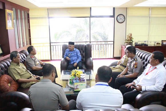 Kapolda Riau Silaturrahim ke Pemprov Riau