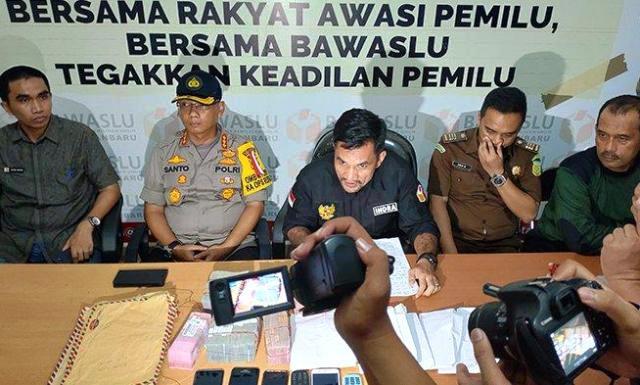 Bawaslu: Seorang Perempuan Caleg DPR RI Ditangkap di Pekanbaru 