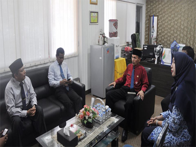 Pemko Padang Luncurkan Program Sapo Rancak, Masyarakat Bisa Urus Izin Online