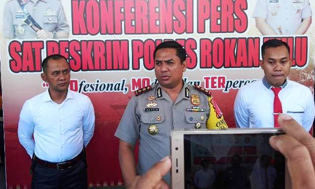 Polisi Bekuk 4 Pelaku Pembunuh Wanita Janda di Rambah Samo