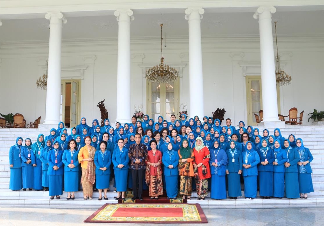 Puncak Rakornas PKK 2019, Ketua TP-PKK Inhil Ikuti Dialog Interaktif Bersama Presiden Dan Ibu Negara
