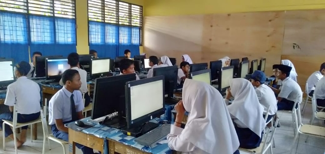 MKKS Kuansing Bersama Smart Neutron Taja Tray Out UN 
