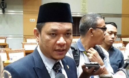 Ace Hasan Syadzily: Bendera HTI Berkibar di Kampanye Prabowo