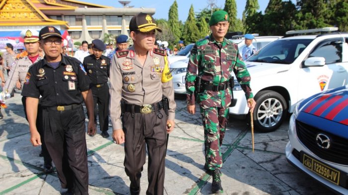 Kapolda Riau Hadiri Gelar Pasukan Operasi Ketupat Muara Takus 2018