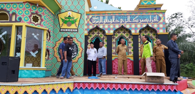 Bupati Kuansing Mursini Tinjau Astaka MTQ Pangean