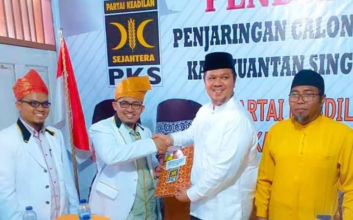 Andi Putra dan Rofingi Resmi Daftarkan Diri Melalui Jalur PKS