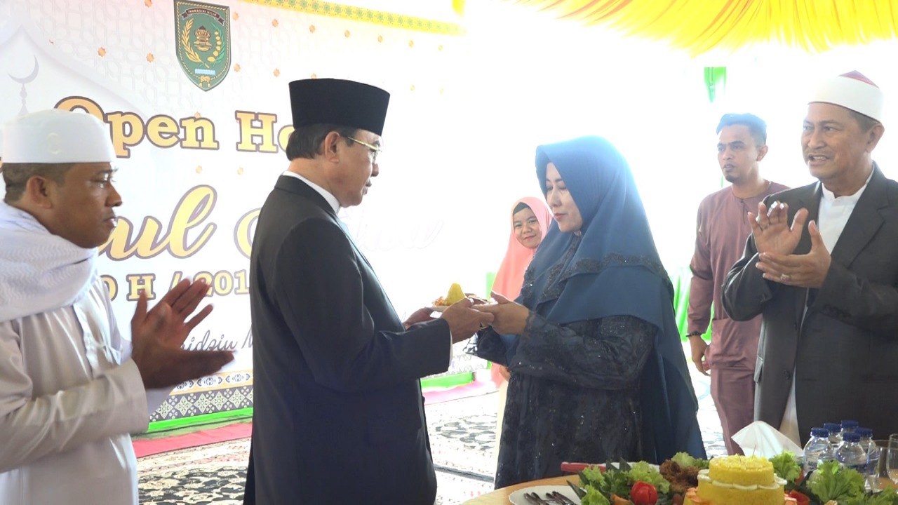 Usai Shalat Ied Adha, Bupati Inhil Gelar Open House Di Kediaman Dinas