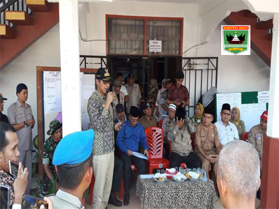 Gubernur Sumbar Salurkan Bantuan Untuk Korban Bencana Banjir Bandang di Solok