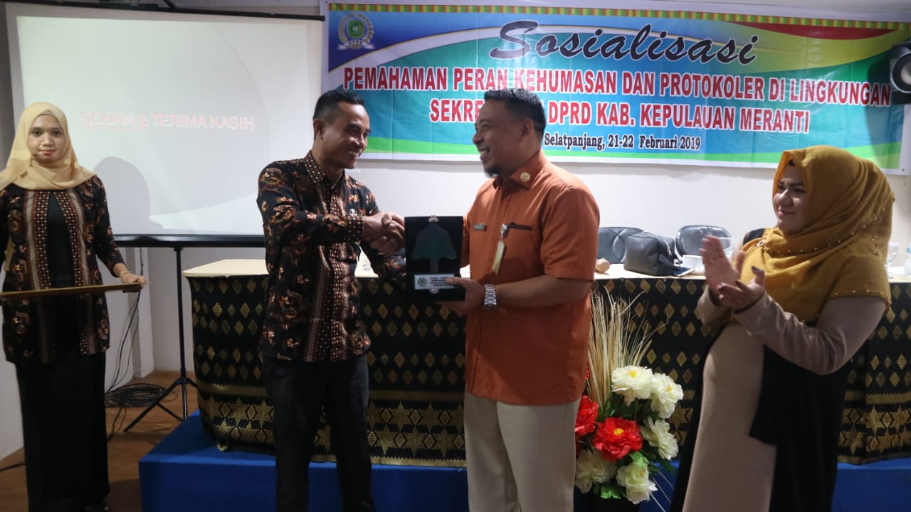Tingkatkan Profesionalitas Kerja, Sekretariat DPRD Meranti Adakan Sosialisasi Kehumasan