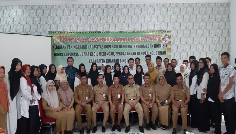 Bupati Kuansing Mursini Buka Pelatihan Kewirausahaan 