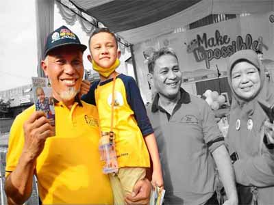 Wako Padang Bakal Terima Tanda Kehormatan Satyalancana Pembangunan KKBKP