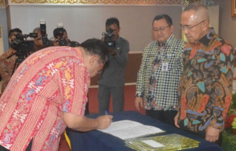 Diwakili Asisten II Afrizal, Bupati Inhil Hadiri Acara Penerimaan Penugasan PNS Lulusan IPDN