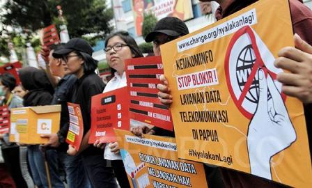 Blokir Internet di Papua dan Papua Barat, Koalisi Sipil Somasi Jokowi dan Kominfo 