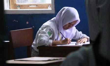 Usai Siswa SMK, Senin Besok Giliran SMA di Riau Ikuti Ujian Nasional 