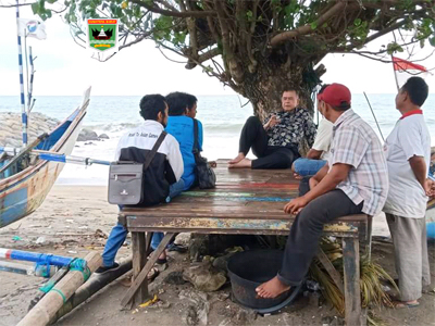 Wagub Sumbar Tampung Keluh Kesah Nelayan Pantai Padang