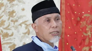 Mahyeldi Menangis Dan Terharu Melihat Perjuangan Tenaga Medis Perangi Covid-19