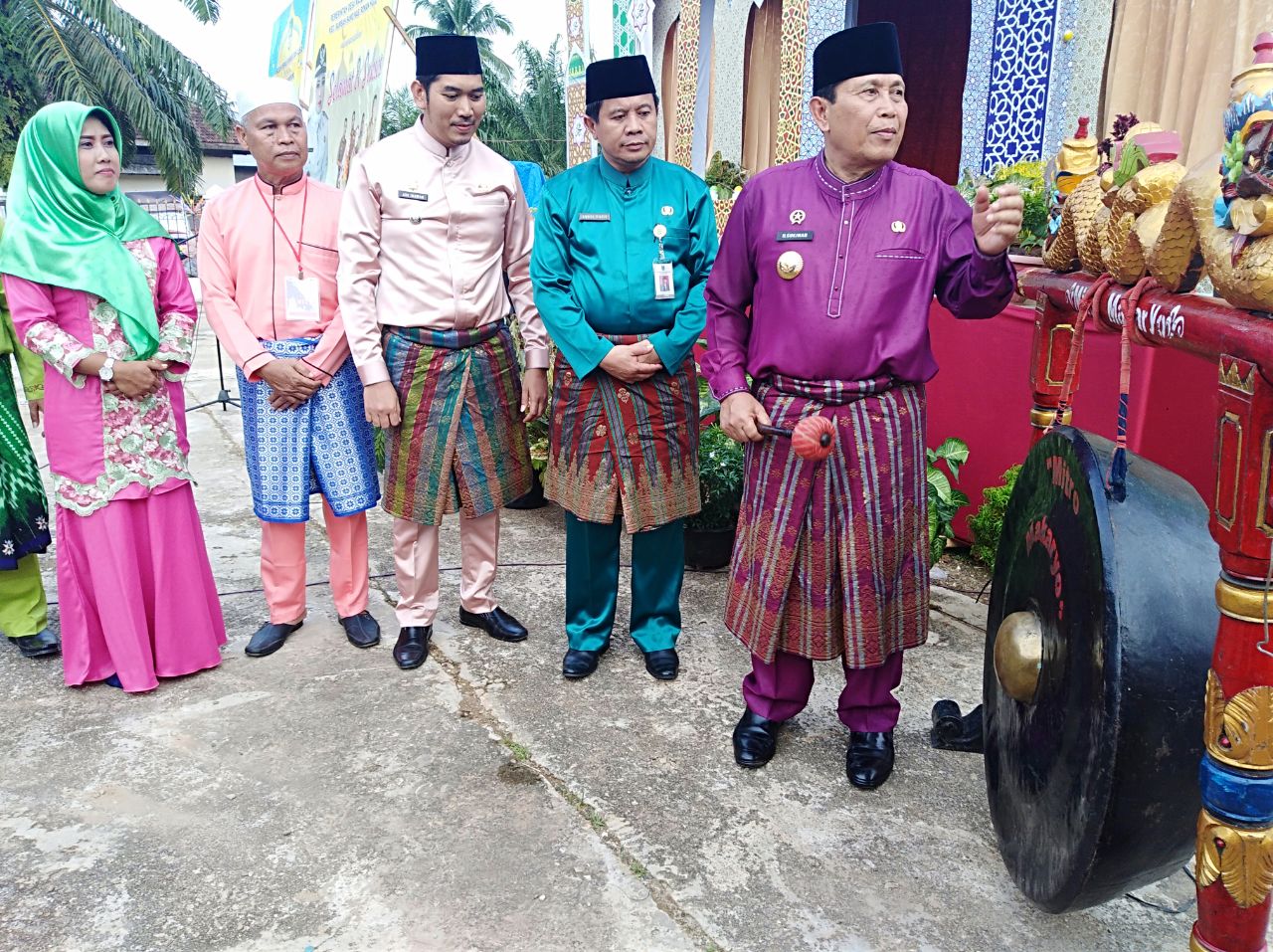 Bupati Rohul Lepaskan Pawai Ta