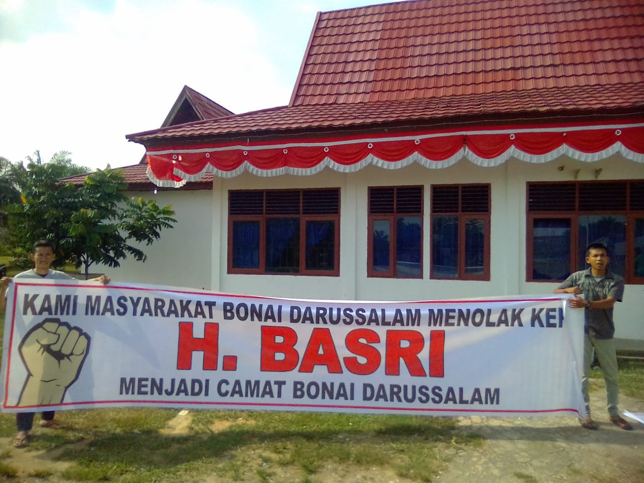 Warga Bonai Tolak Camat Baru
