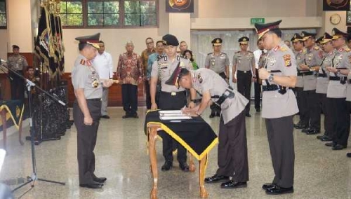 Brigjen Pol Widodo Jabat Kapolda Riau Yang Baru Gantikan Irjen.Pol.Nandang,MH