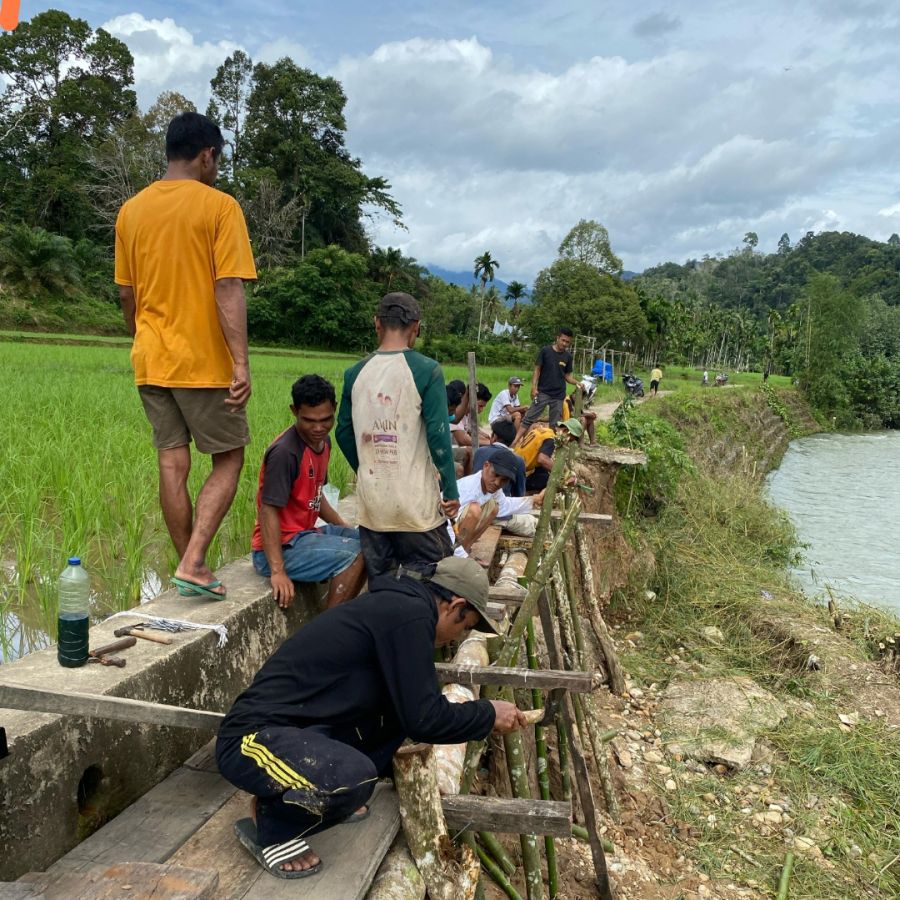 Banjir Rusak Jalan, Wali Nagari Lubuk Karak Gerak Cepat