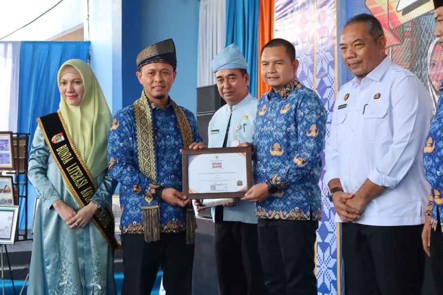 Bapenda Pekanbaru Raih Peringkat II : Arsip Kunci Transparansi Tata Kelola Pemerintahan