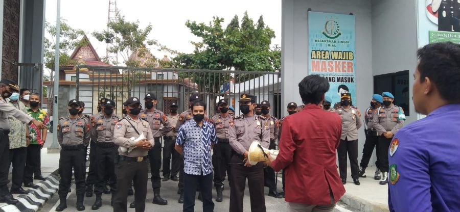 Besok, Komak Kembali Demo Di Depan Kejati Riau