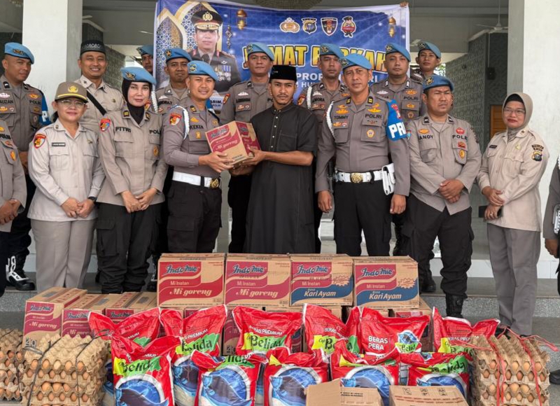 Bidpropam Polda Riau Salurkan Bantuan Sosial untuk Pesantren dan Panti Asuhan di Pekanbaru