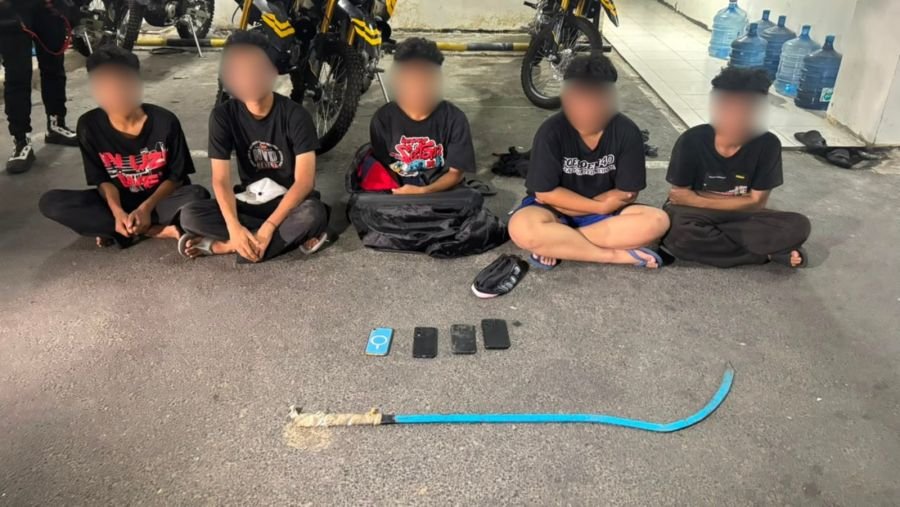Brimob Bubarkan Tawuran di Jaktim, Lima Pemuda dan Sajam Diamankan