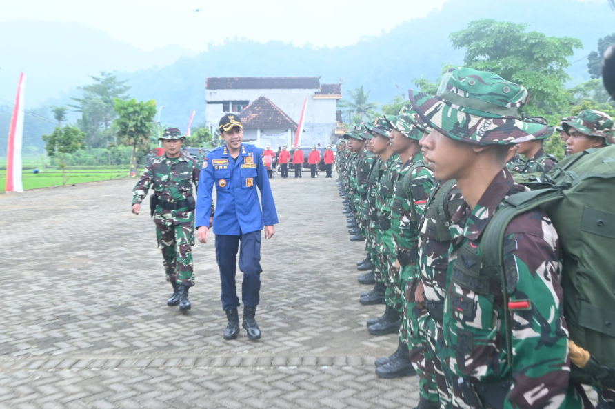 Buka TMMD ke-108 di Trenggalek, Wabup Syah Harap Program Ini Digelar Rutin